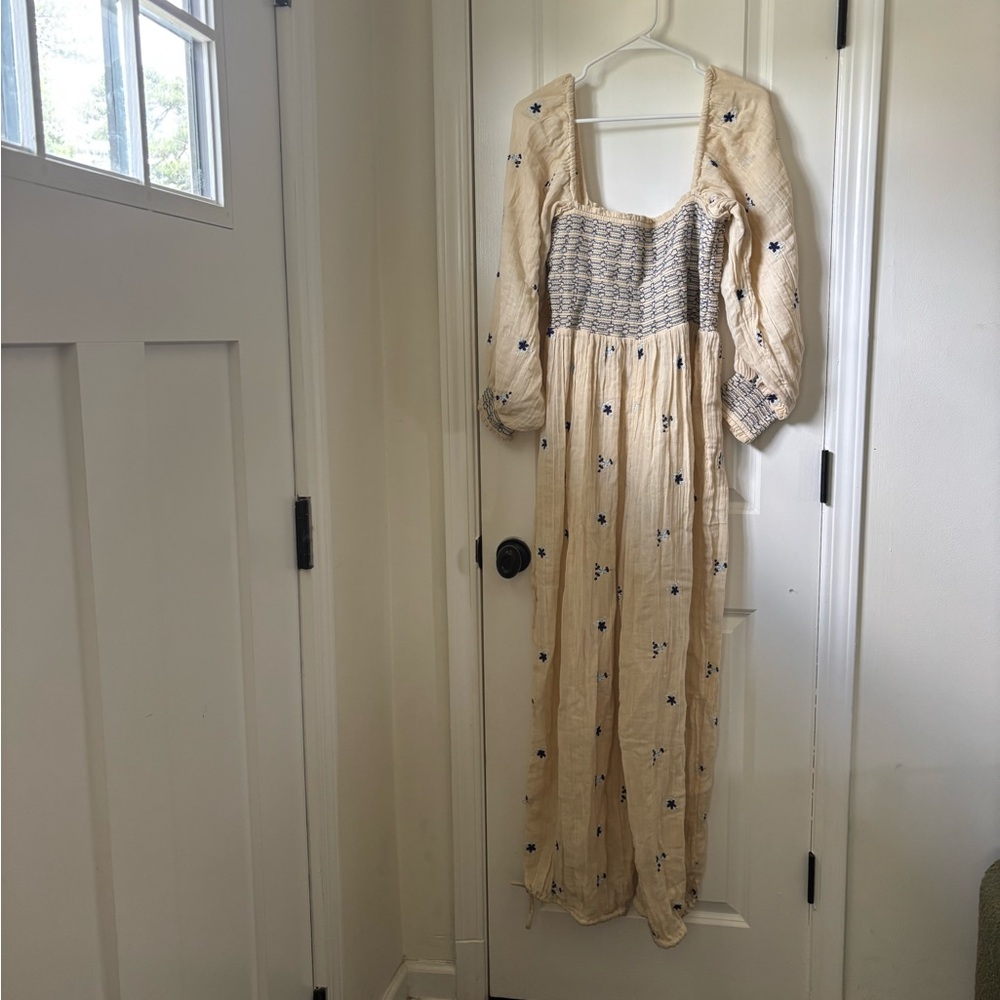 FreePeople Dahlia Embroidered jumpsuit - size medium